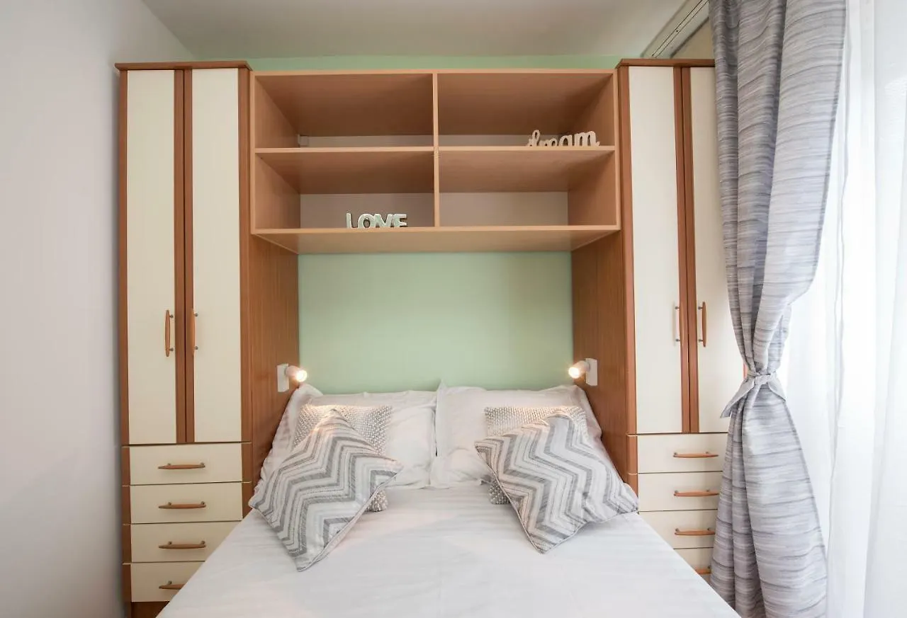 Apartment Pax 스플리트 0*,  크로아티아